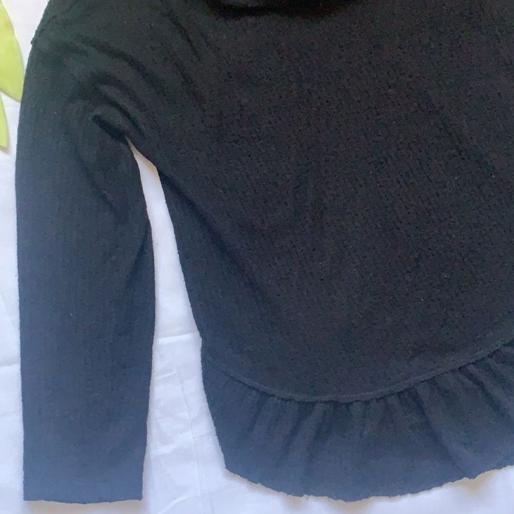 🌟ANTHROPOLOGIE Maeve Addie Ruffled Hacci Pullover🌟 - Picture 6 of 14